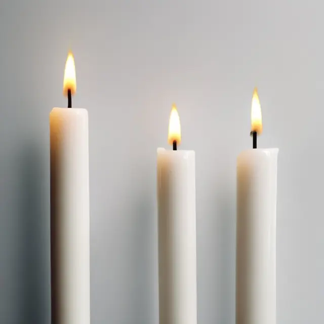 Three white candles bridging a gap, illustrating potential trend continuation in uptrends